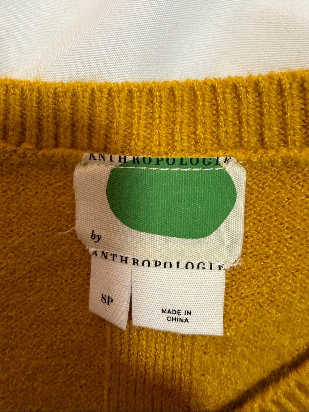Anthropologie ladies V-Neck Sweater in Mustard - Picture 3 of 3